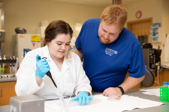 Dr. Maxwell Hennings, assistant professor of neuro psychology, is guiding rising senior Brianna LaFratta’s intensive summer research through Longwood’s signature PRISM program. 